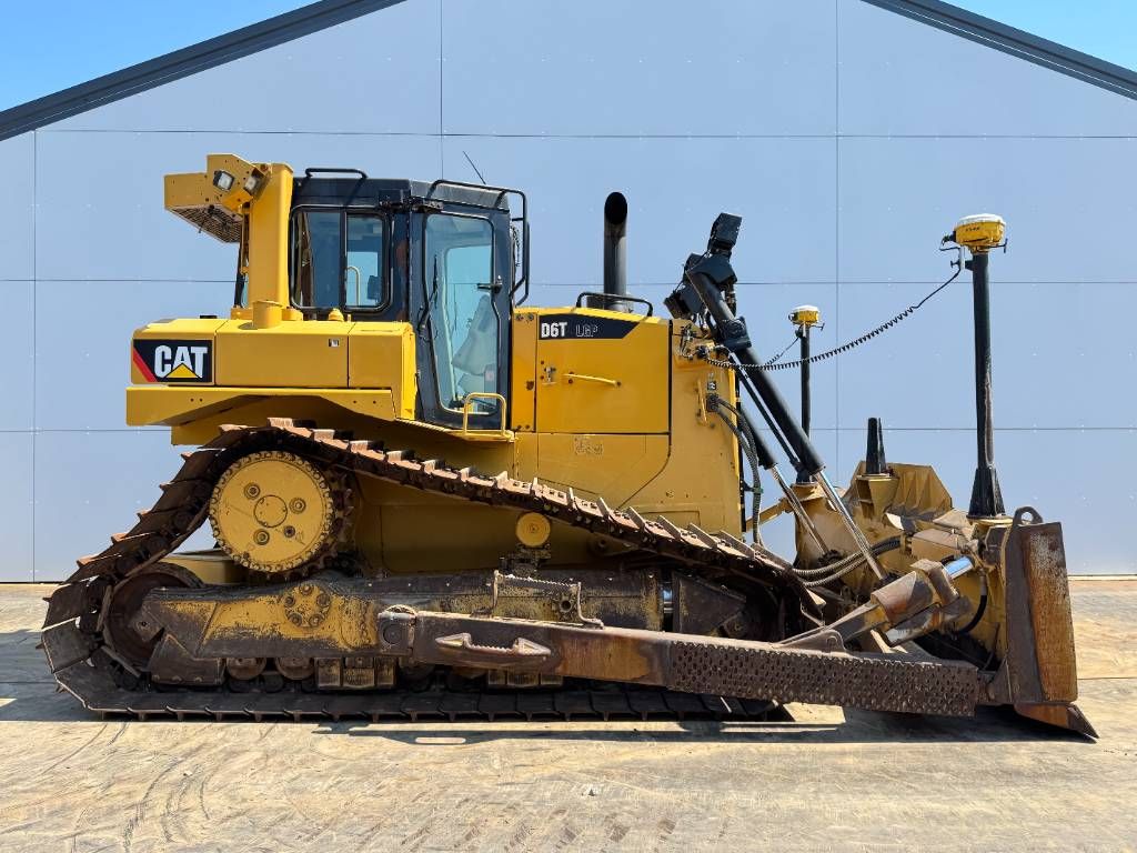 CAT D6T LGP - TRIMBLE GPS SYSTEM / Auto Greasing