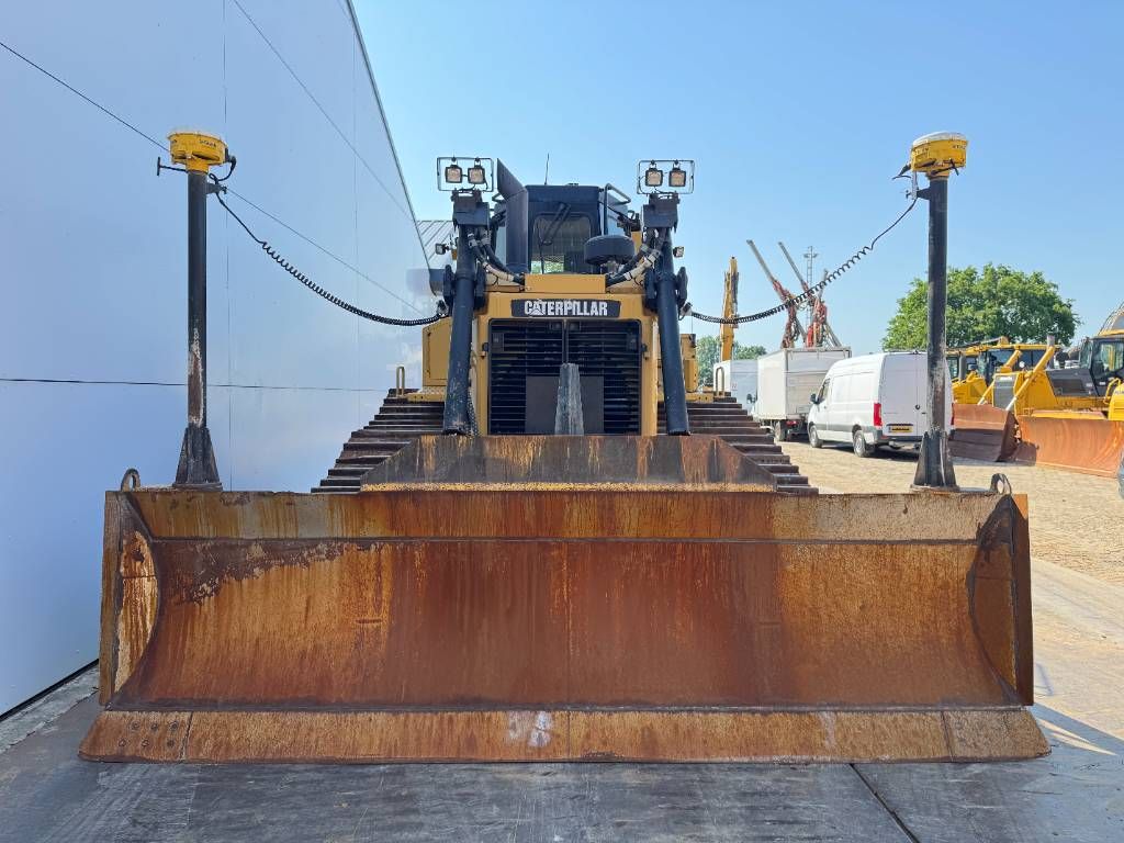CAT D6T LGP - TRIMBLE GPS SYSTEM / Auto Greasing