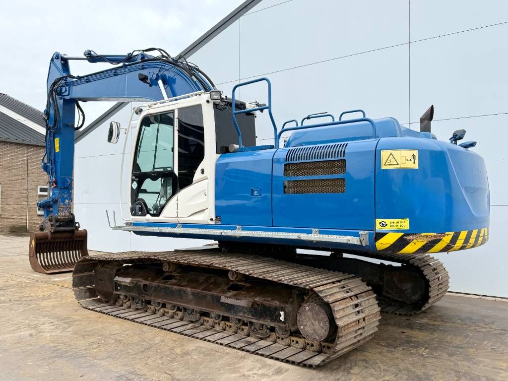 Hitachi ZX250LC-6 - Isuzu - Hammer Lines / Isuzu Engine