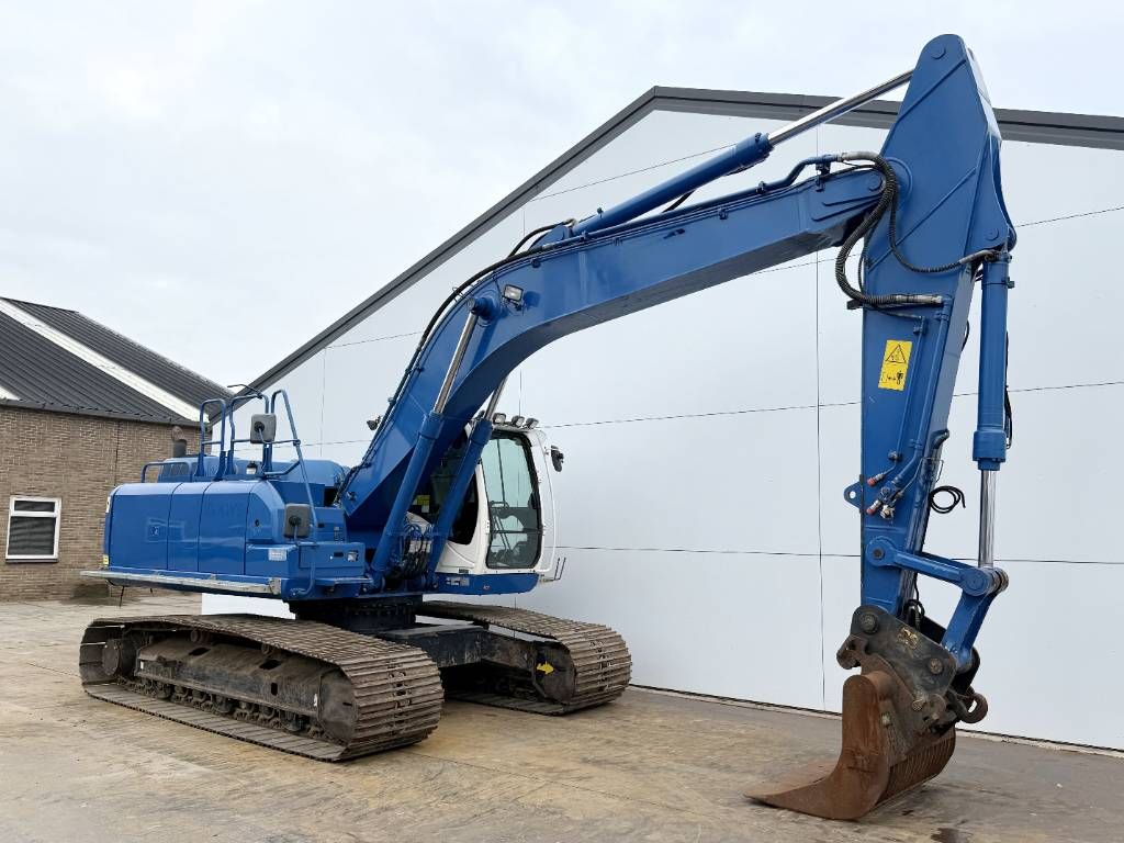 Hitachi ZX250LC-6 - Isuzu - Hammer Lines / Isuzu Engine