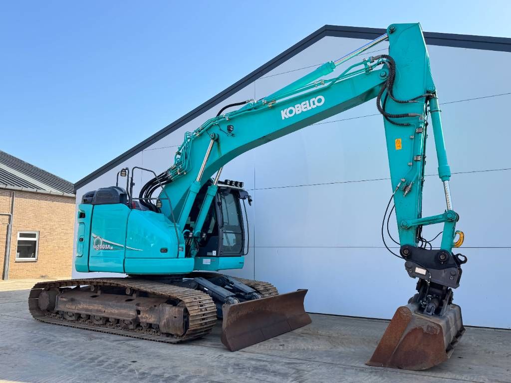 Kobelco SK230SRLC-5 - Tilting Bucket / Automatic Greasing