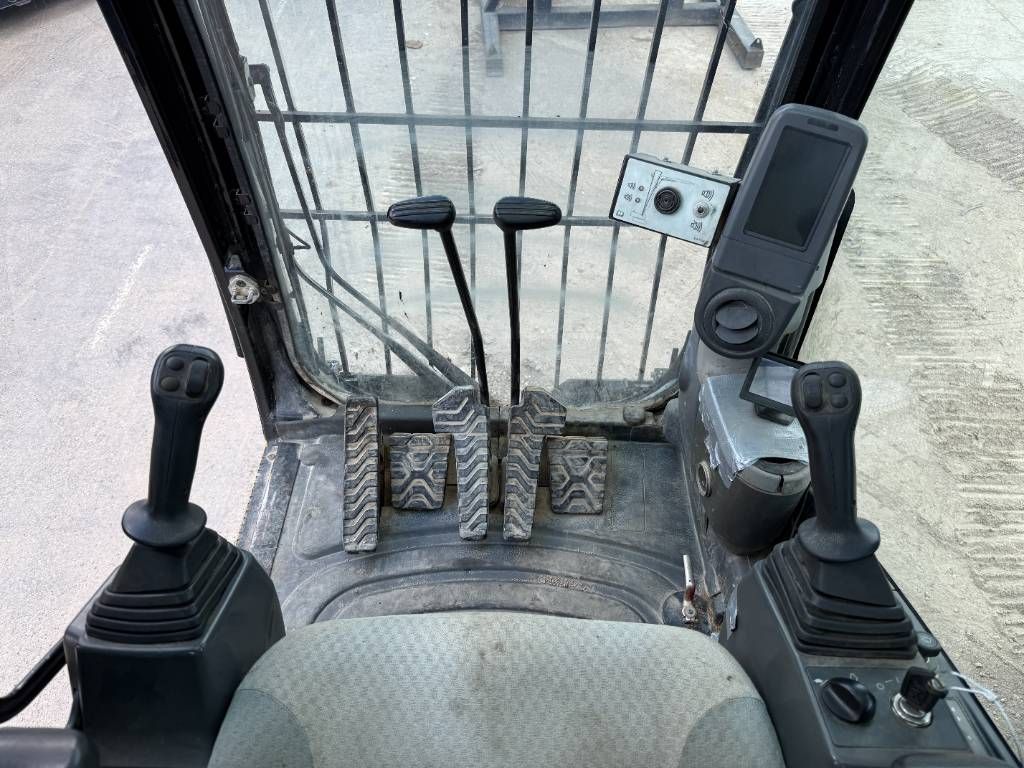 CAT 345C UHD 27m - Hydr Undercarriage / German Machine