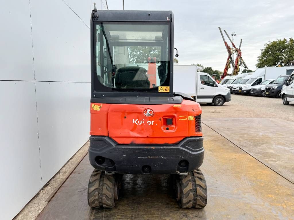 Kubota KX027-4 - Hammer Lines / Quick Coupler