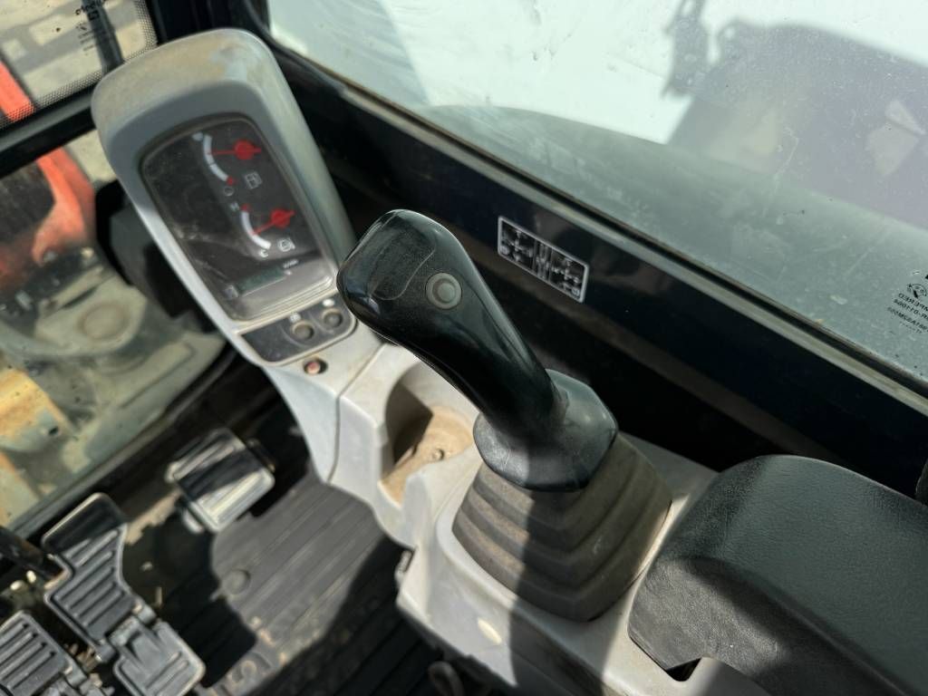 Kubota KX027-4 - Hammer Lines / Quick Coupler