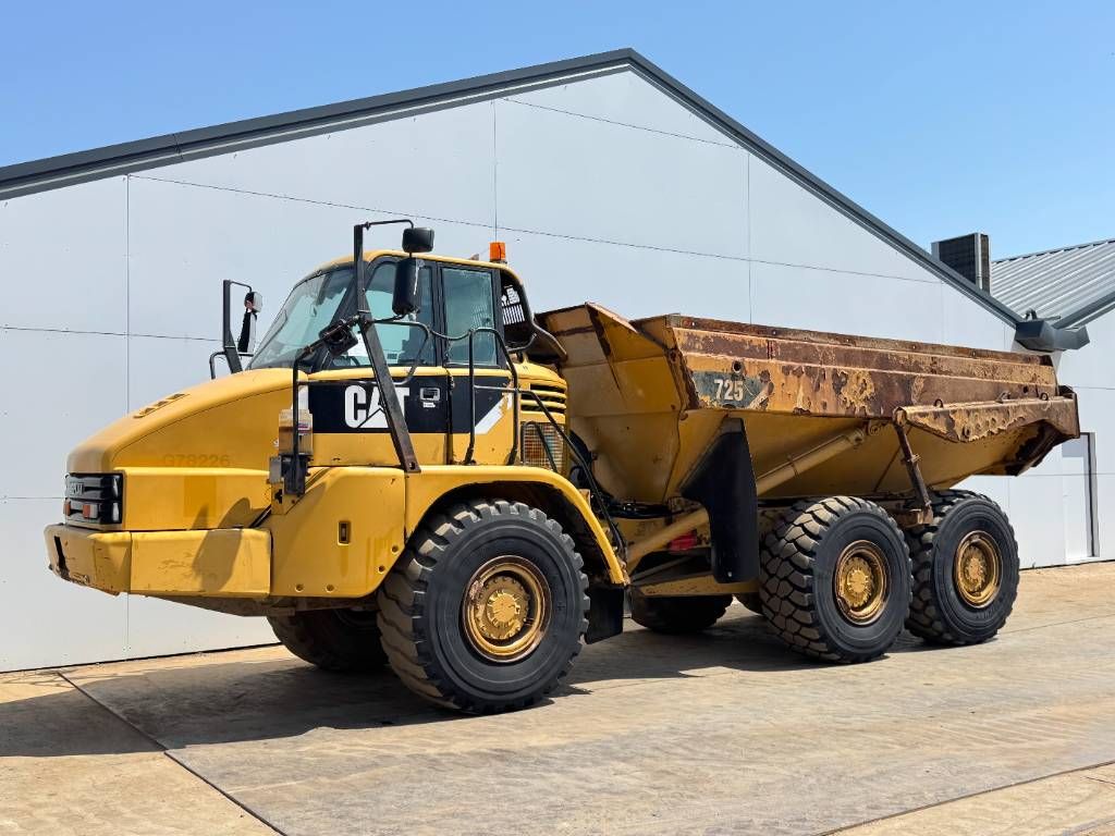 CAT 725 - Automatic Greasing / Airco