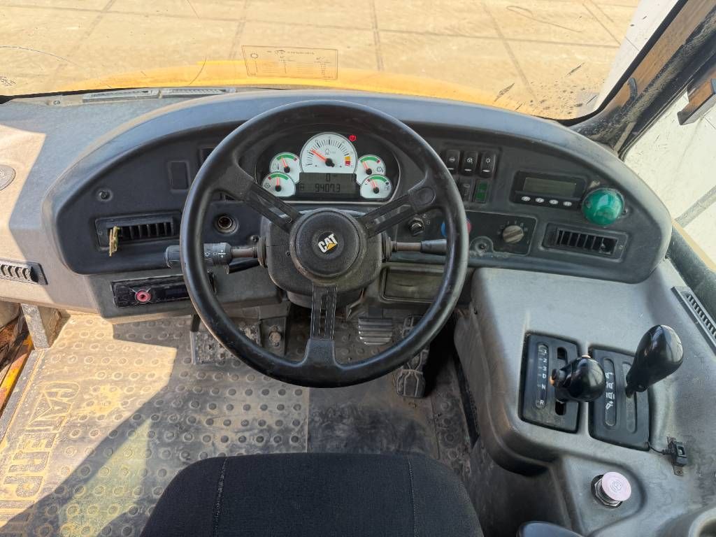 CAT 725 - Automatic Greasing / Airco