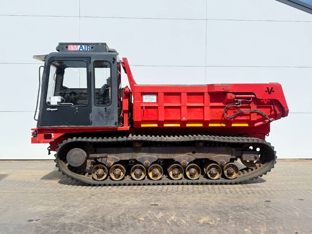 Mitsubishi LD700 - Dutch Machine / Pressurised Cabin