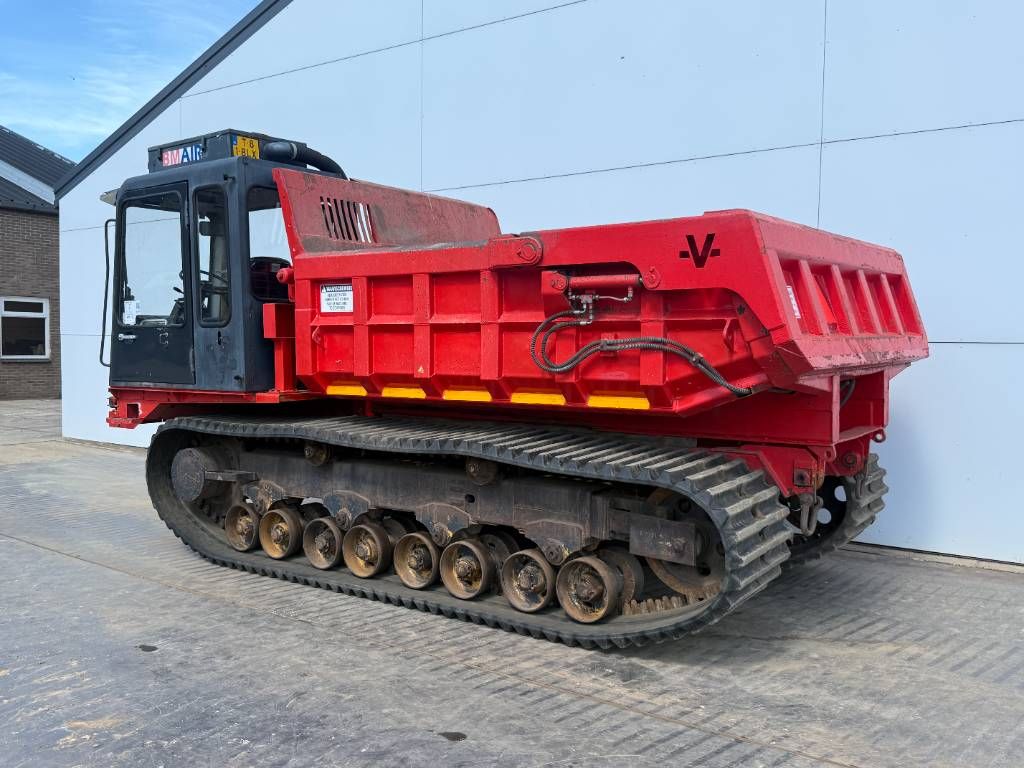 Mitsubishi LD700 - Dutch Machine / Pressurised Cabin