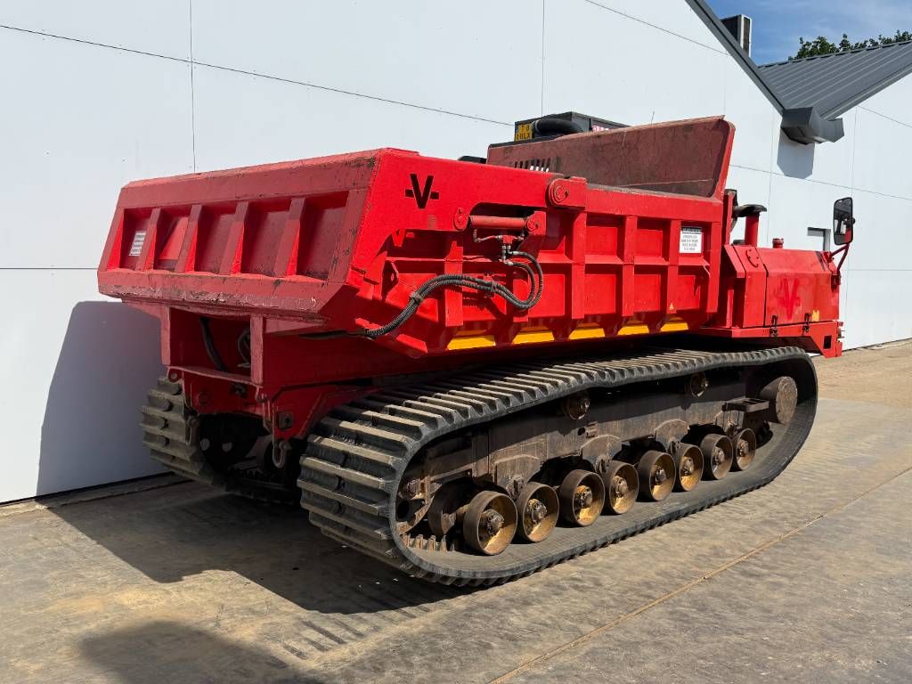 Mitsubishi LD700 - Dutch Machine / Pressurised Cabin