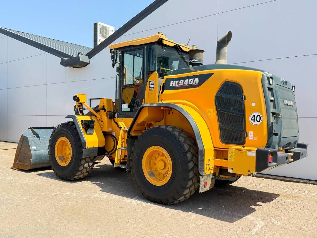 Hyundai HL940A - Weight System / Automatic Greasing