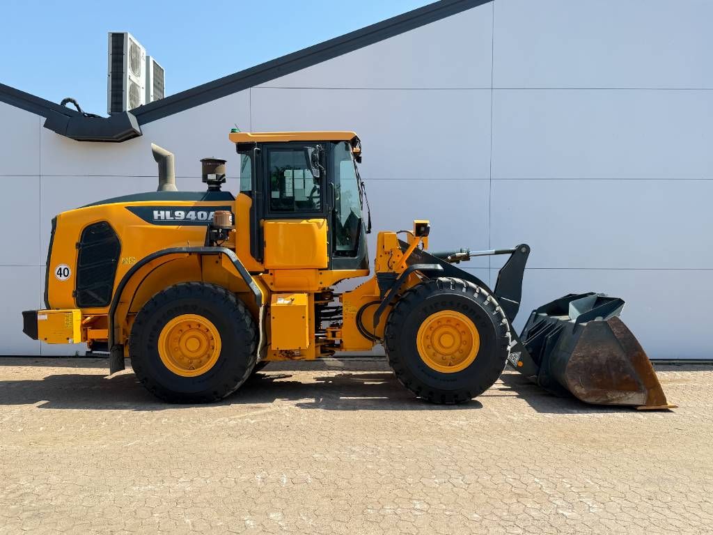 Hyundai HL940A - Weight System / Automatic Greasing