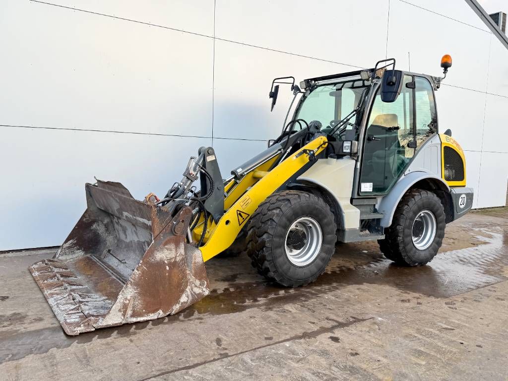 Wacker Neuson Kramer 8095 4 Wheel Steering / Bucket + Forks