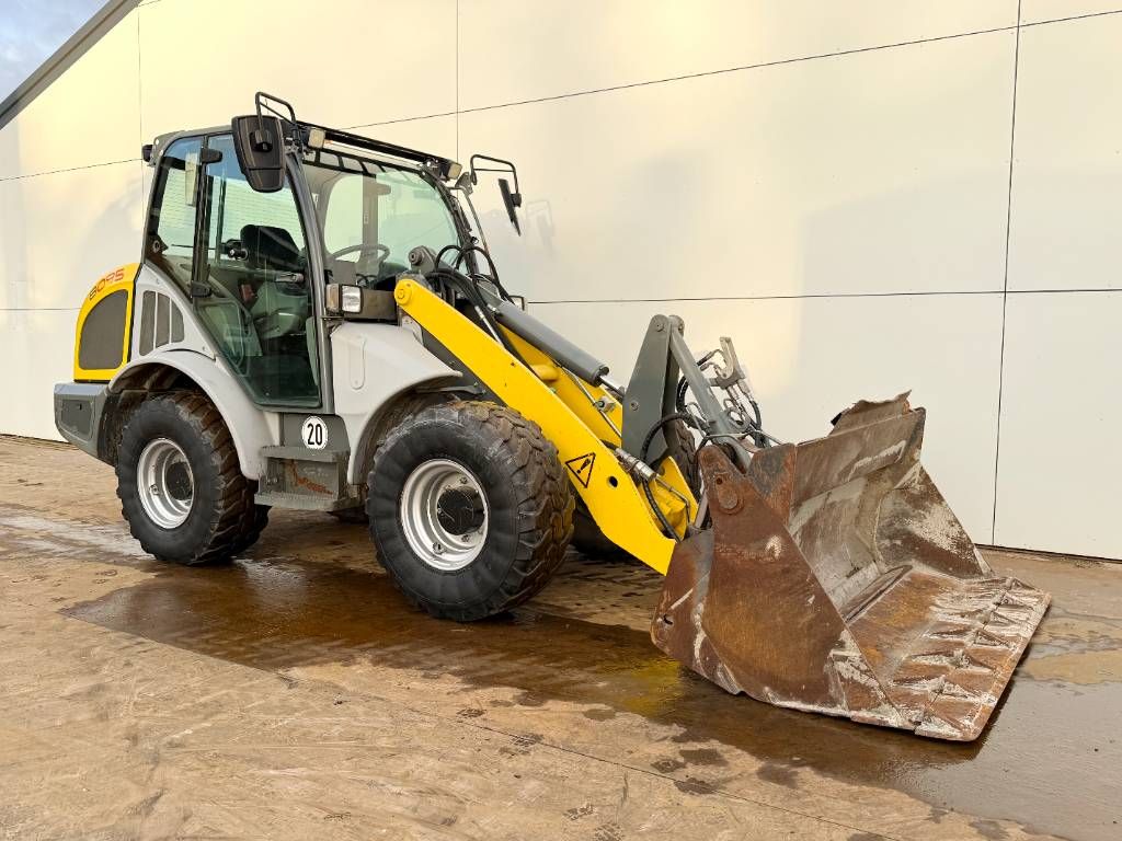 Wacker Neuson Kramer 8095 4 Wheel Steering / Bucket + Forks