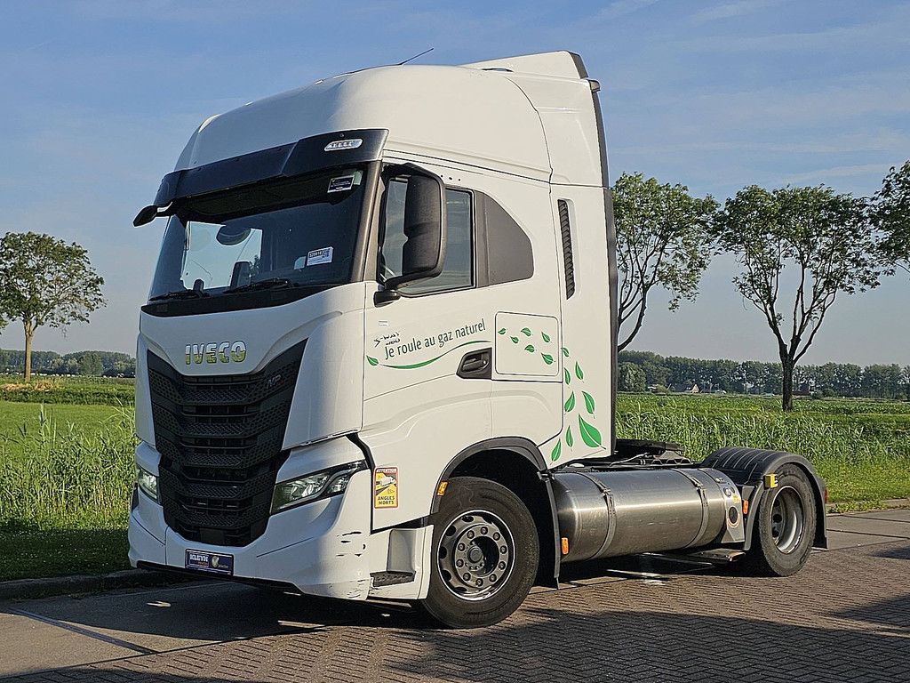 IVECO S-WAY AS440S46 lng