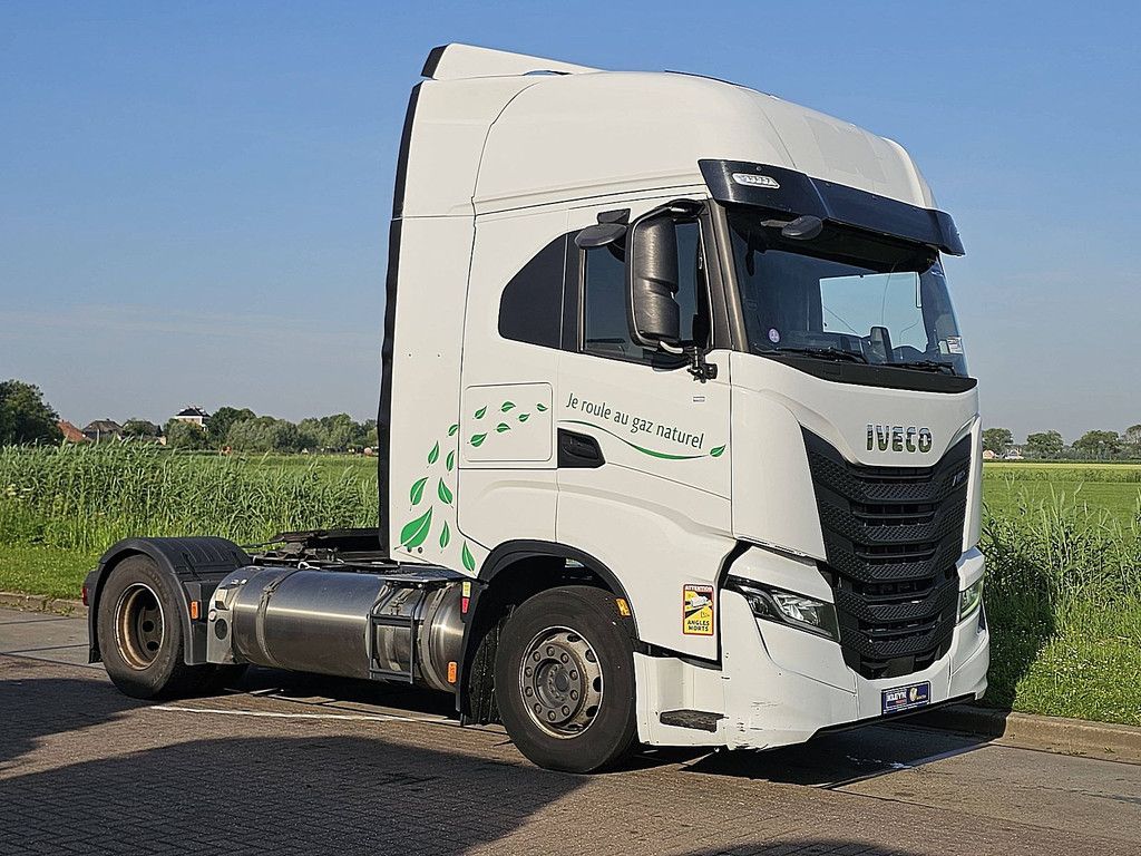 IVECO S-WAY AS440S46 lng