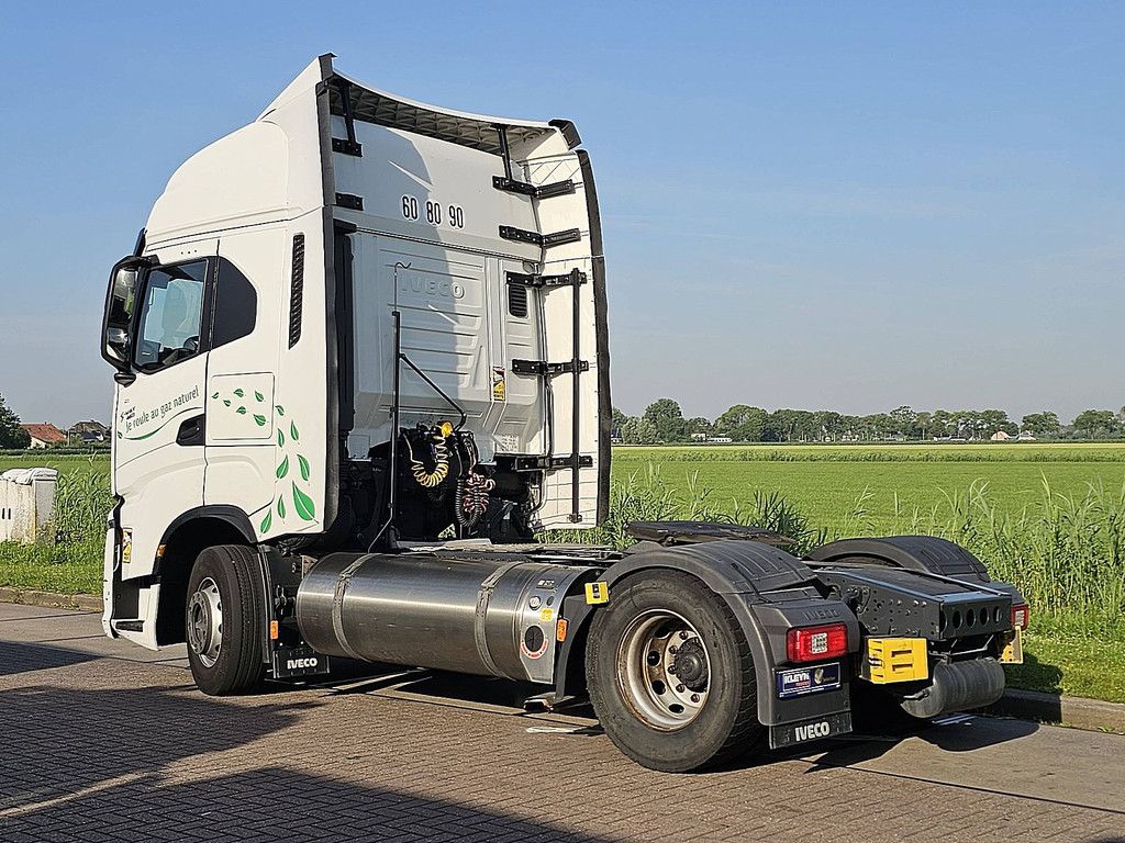 IVECO S-WAY AS440S46 lng
