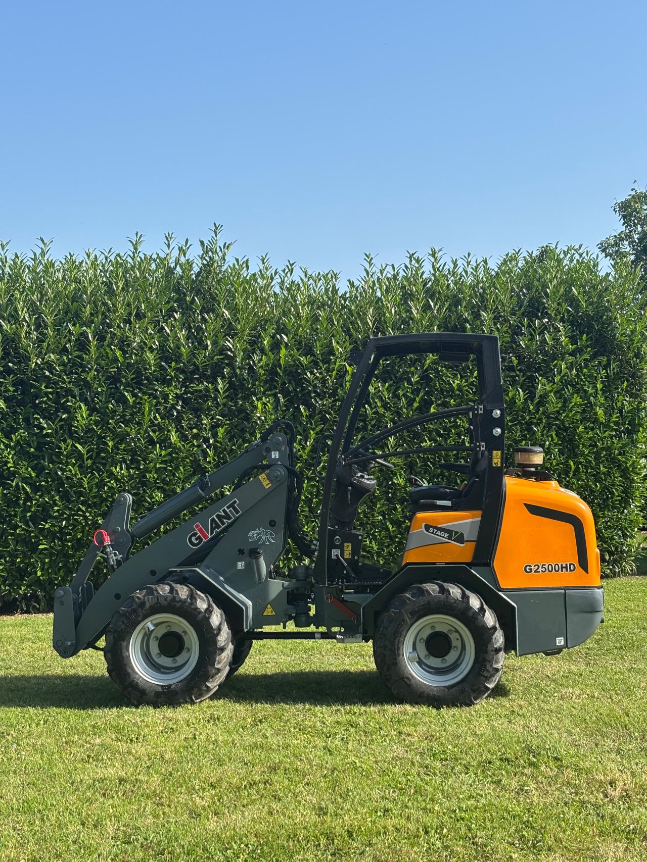 Giant g2500 HD | 195 uur