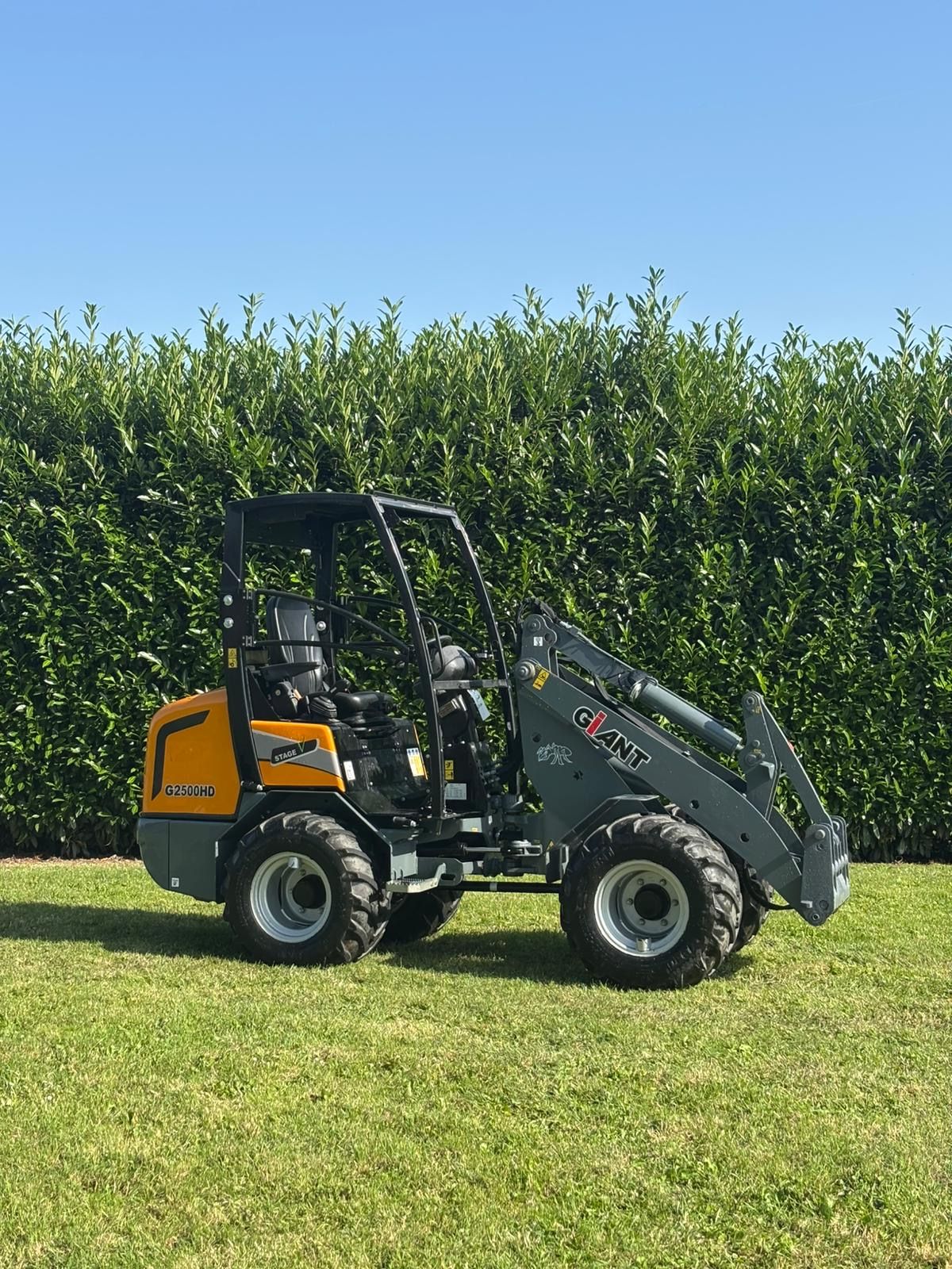 Giant g2500 HD | 195 uur
