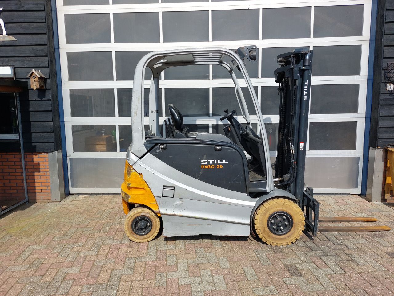 Still R60-25 triplex sideshift accu 2021