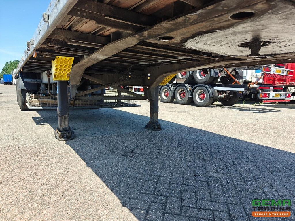 Schmitz Cargobull SCB*S3T HD platform 13.6m - HH Floor - Galvanized - Stake pockets - Lift Axle - Schmitz Axles Disc Brake - 09/2026 MOT