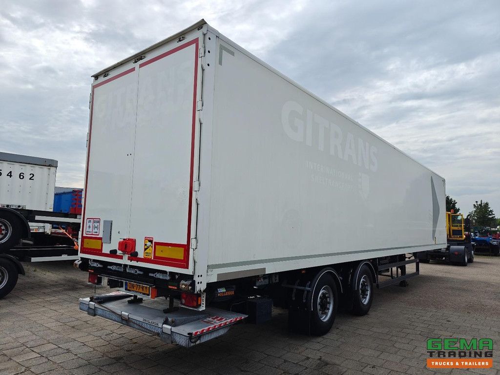 System Trailers LPRS 18 Closed box 13.6m + Tail lift 2000kg - Battery Pack - Steering Axle - BPW Axles Disc Brake - 09/2026 MOT