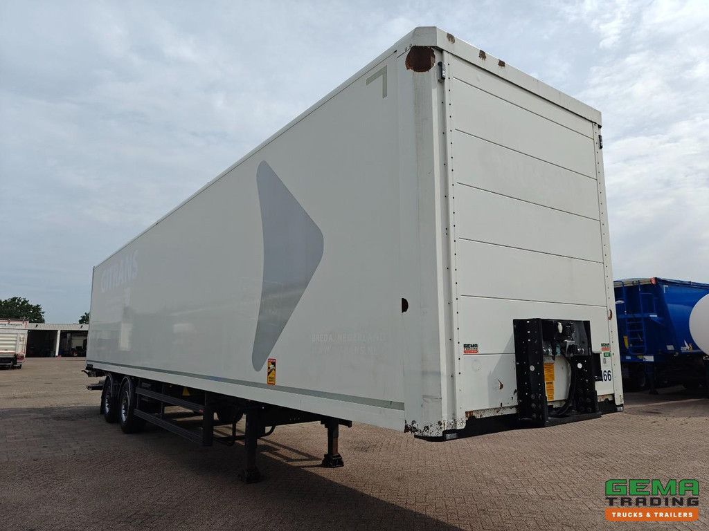 System Trailers LPRS 18 Closed box 13.6m + Tail lift 2000kg - Battery Pack - Steering Axle - BPW Axles Disc Brake - 09/2026 MOT