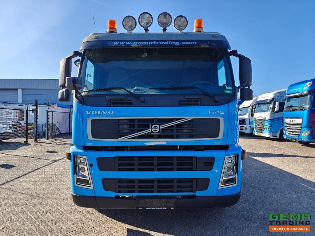 Volvo FM 260 4x2 Day Cab Euro4 - Ramp/Machine Transporter 7.2m + Winch - Vangmuil
