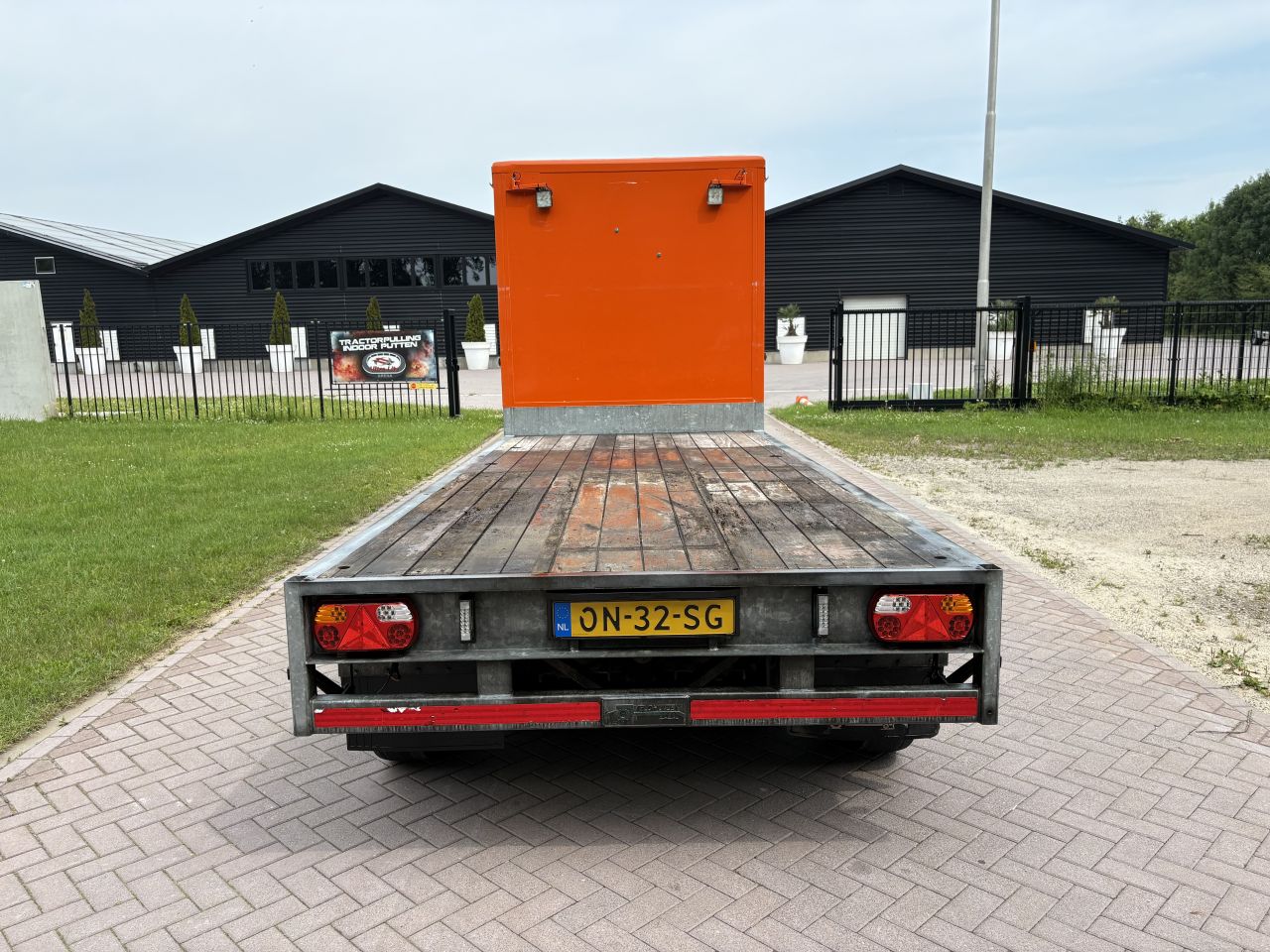 Be oplegger veldhuizen 10 TON 4 ASSEN (2015