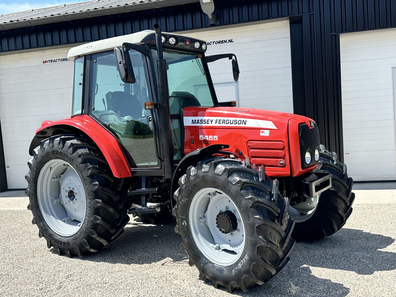 Massey Ferguson 5455