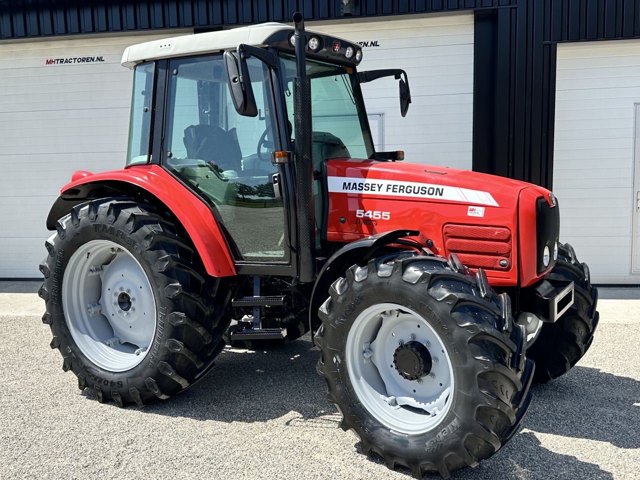 Massey Ferguson 5455