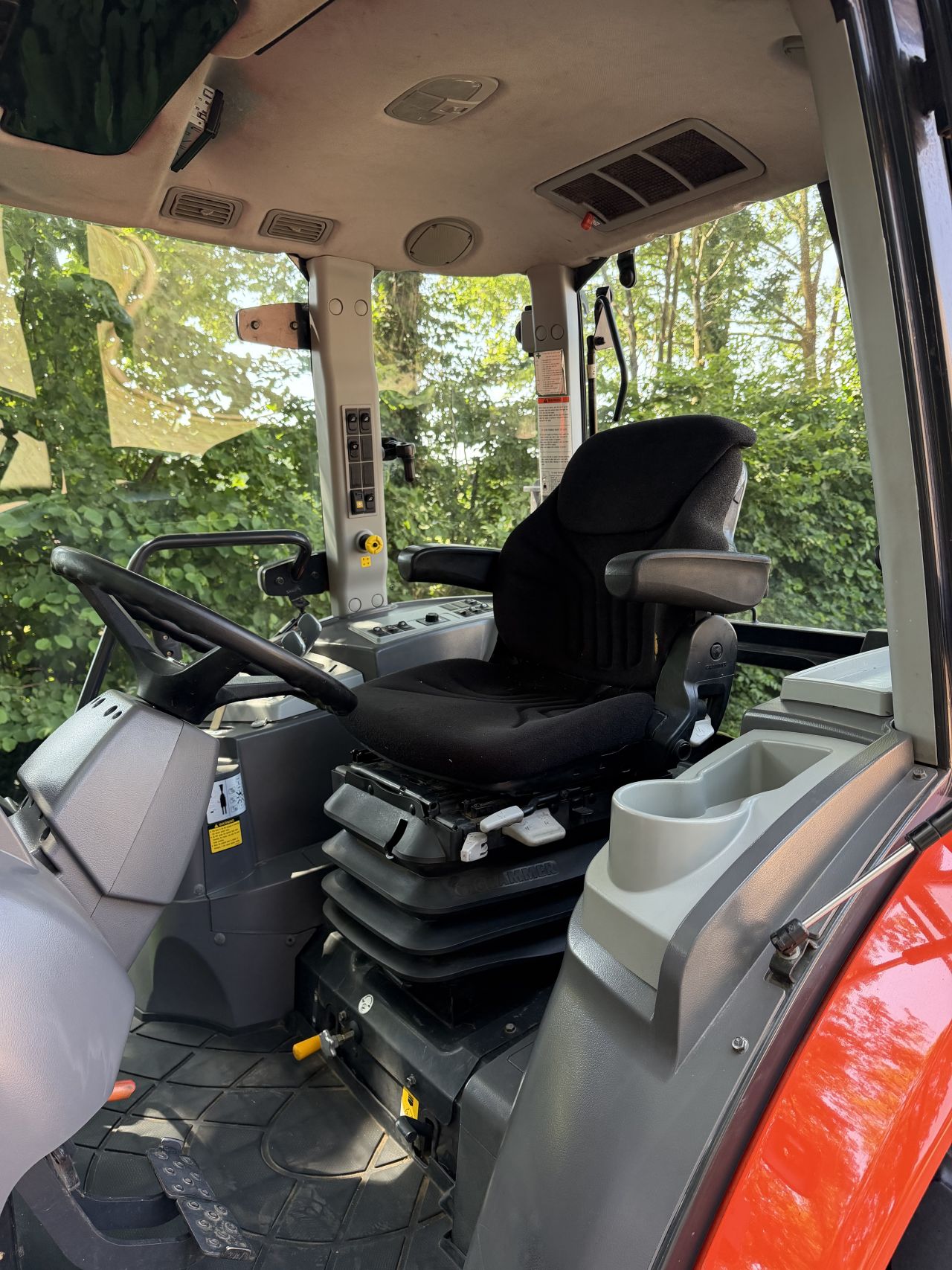 Kioti NX 6010 HST