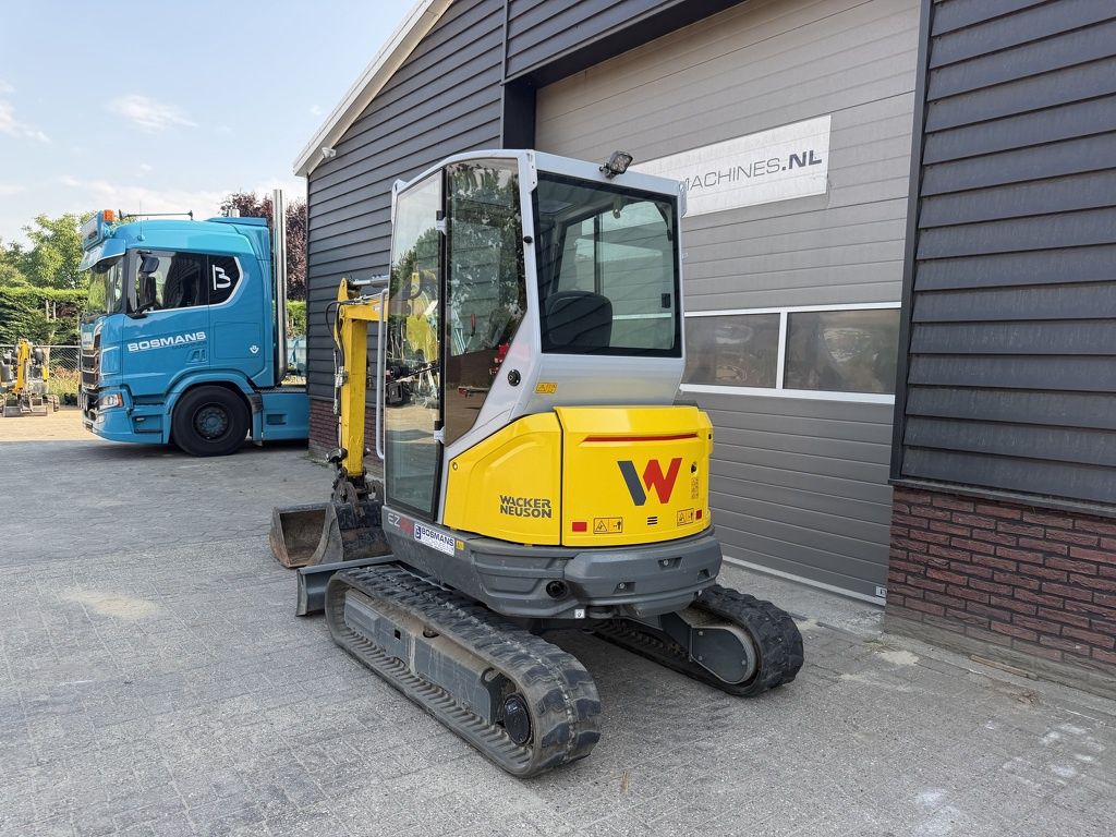 Neuson EZ26 minigraver 2024 sloop / sorteer functie!