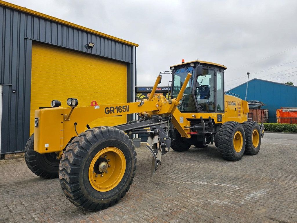XCMG GR165 WE1675