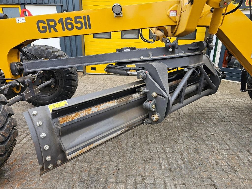 XCMG GR165 WE1675