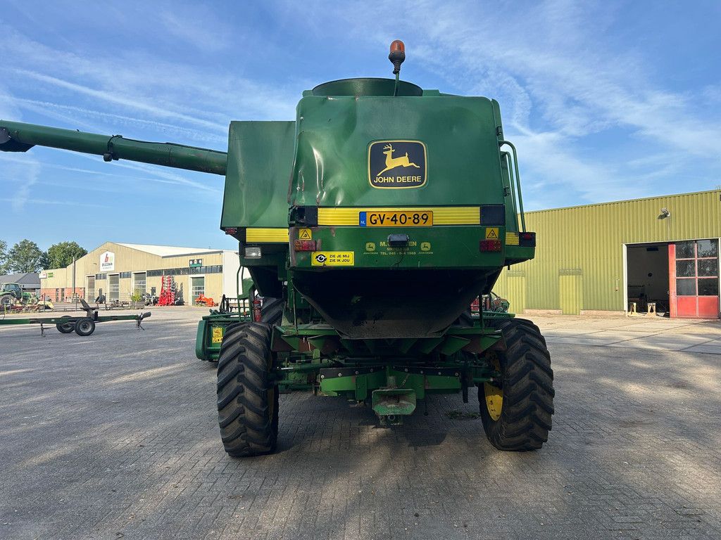 John Deere CTS COMBINE AIRCO maaibord NL MACHINE