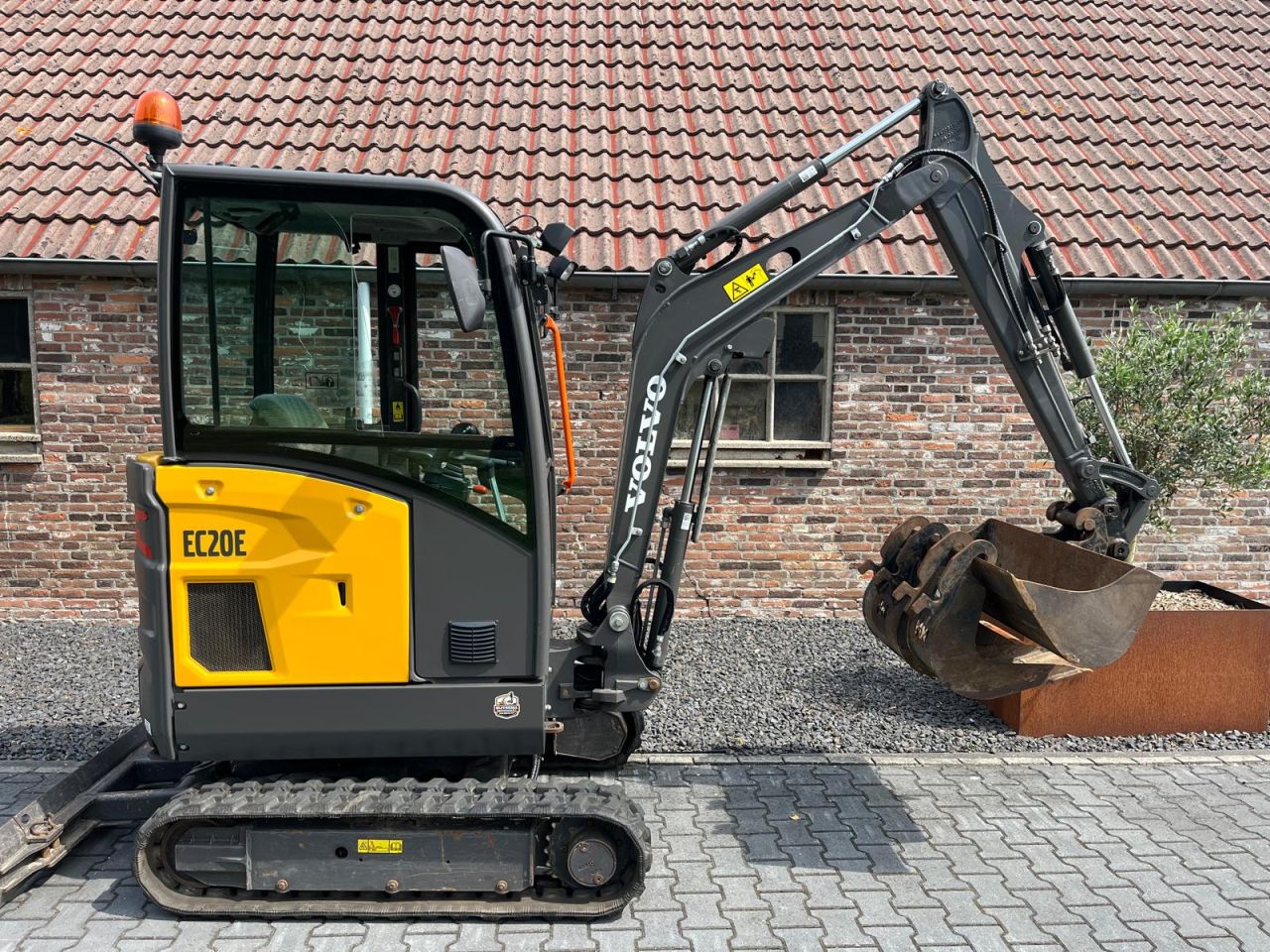 Volvo EC20E
