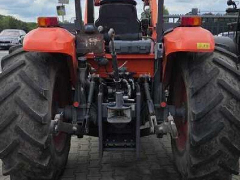 Kubota M 6040 ROPS