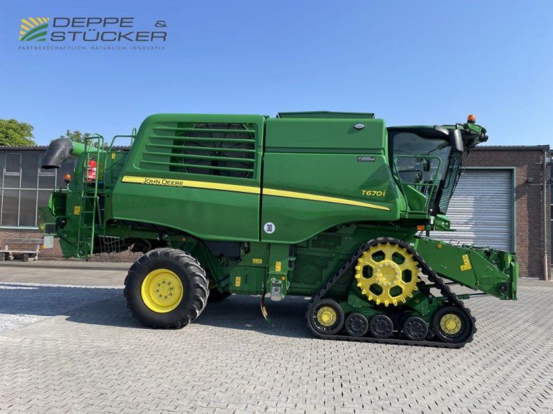 John Deere T670 Raupe mit 730FD