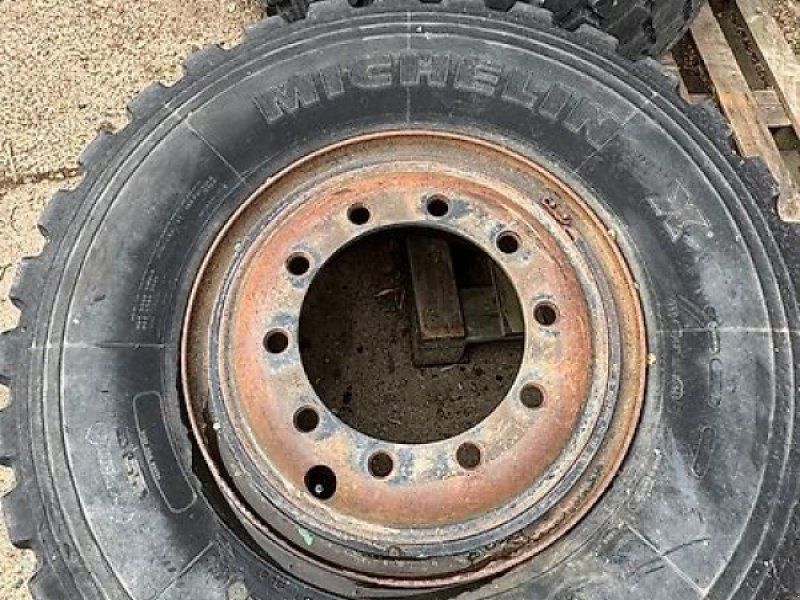 Räder Unimog 437 Michelin XZL  365/85 R20, 4 Stück