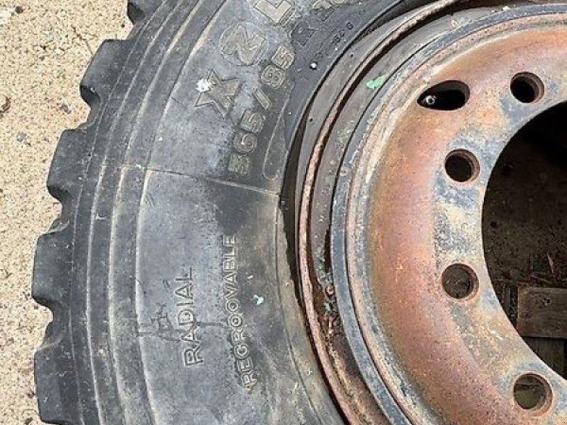 Räder Unimog 437 Michelin XZL  365/85 R20, 4 Stück