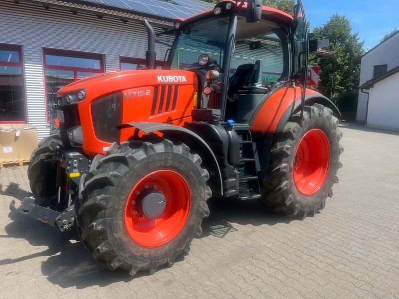 Kubota M 7152