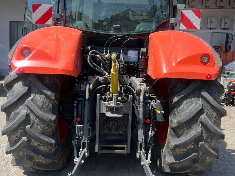 Kubota M 7152