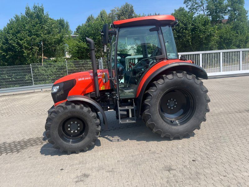 Kubota M 4063