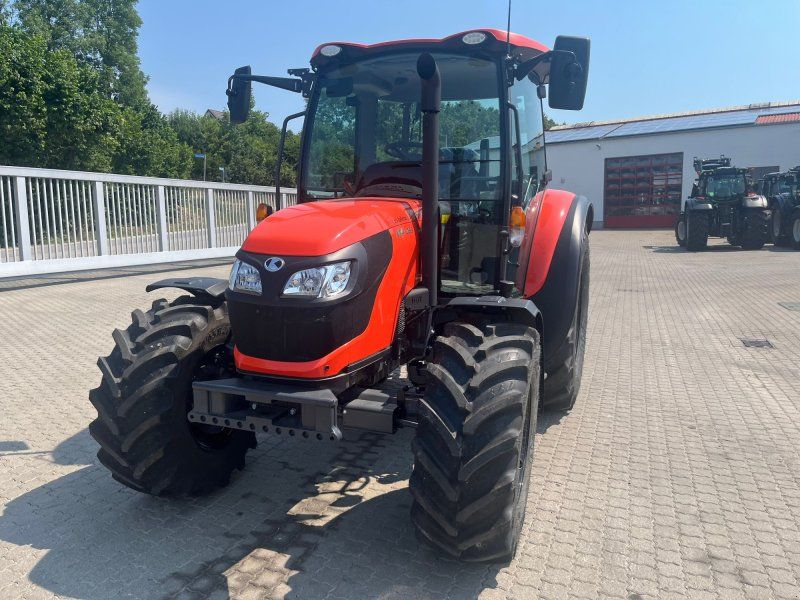 Kubota M 4063