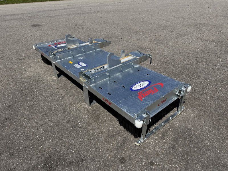Fliegl Löwe 2500