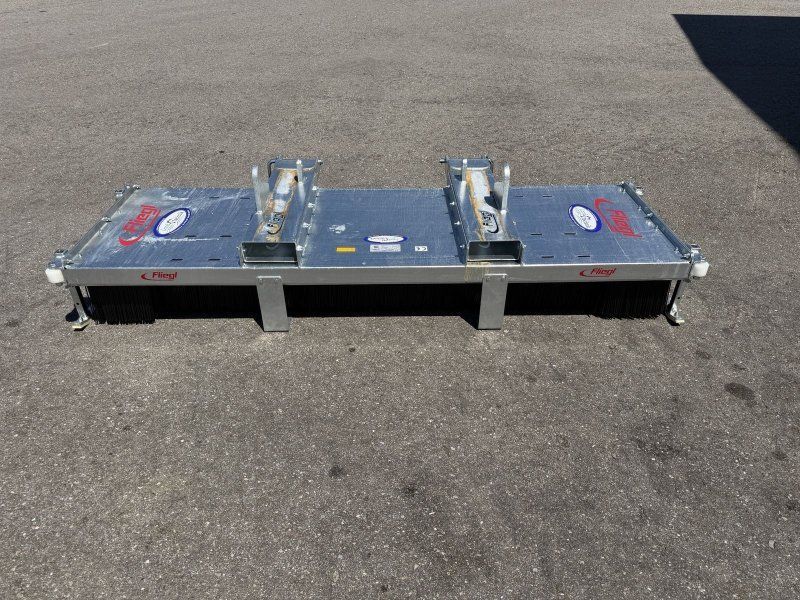 Fliegl Löwe 2500