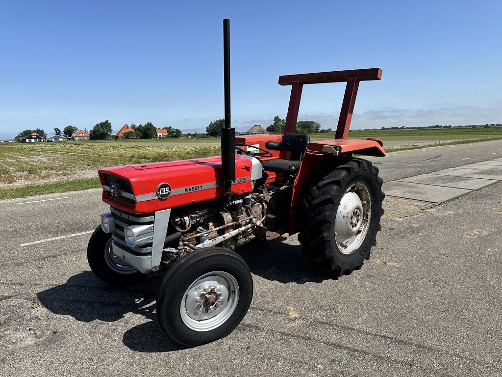 Massey-Ferguson 135