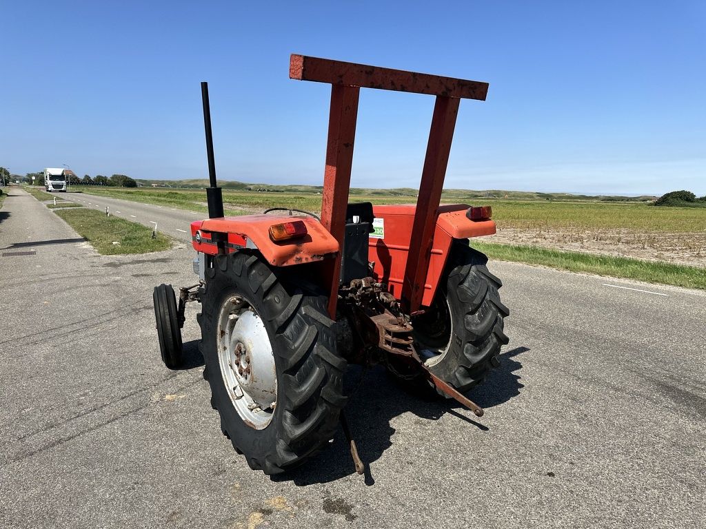 Massey-Ferguson 135