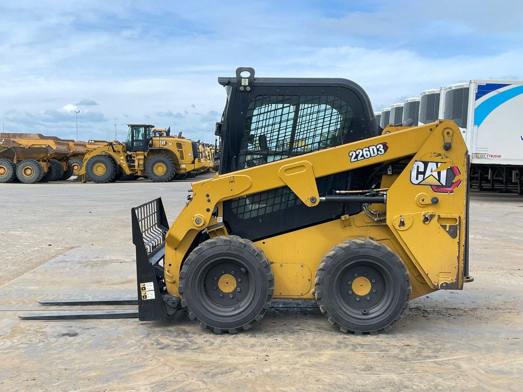 Caterpillar 226D3