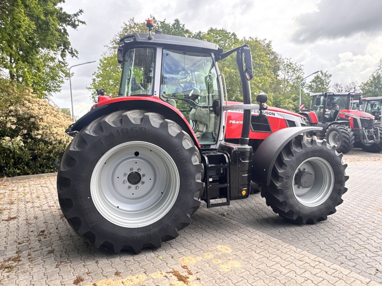 Massey Ferguson 7s.210 DynaVT